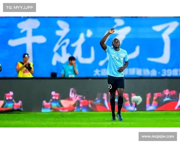 大连鲲城与穆谢奎默契配合助力球队迎来新辉煌